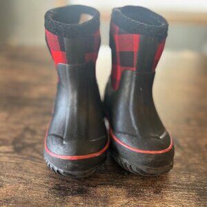 Toddler Boy Size 6- Waterproof Winter Boots